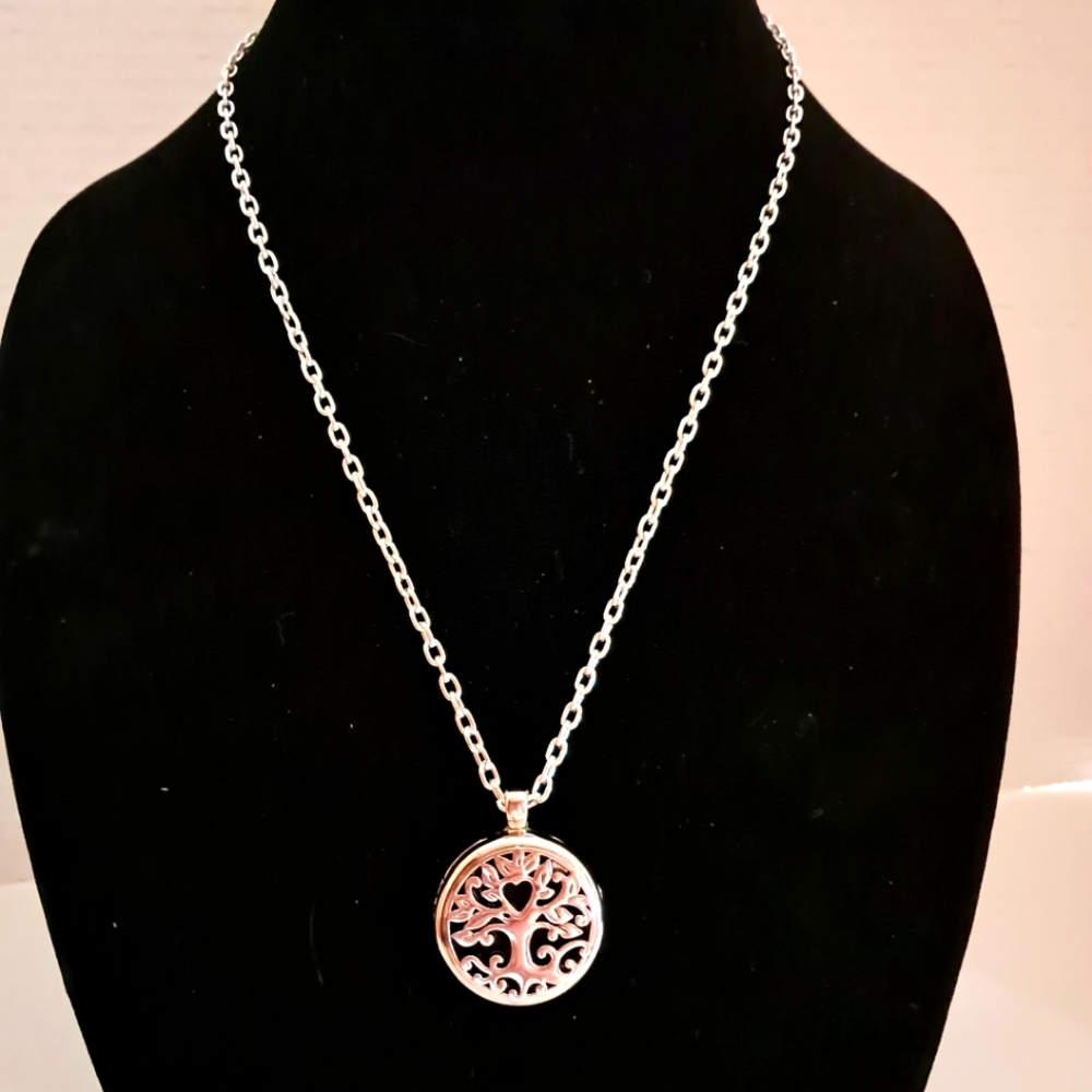 Aromatherapy Essential Oil Silver Filgree Locket- Tree of Life Necklace